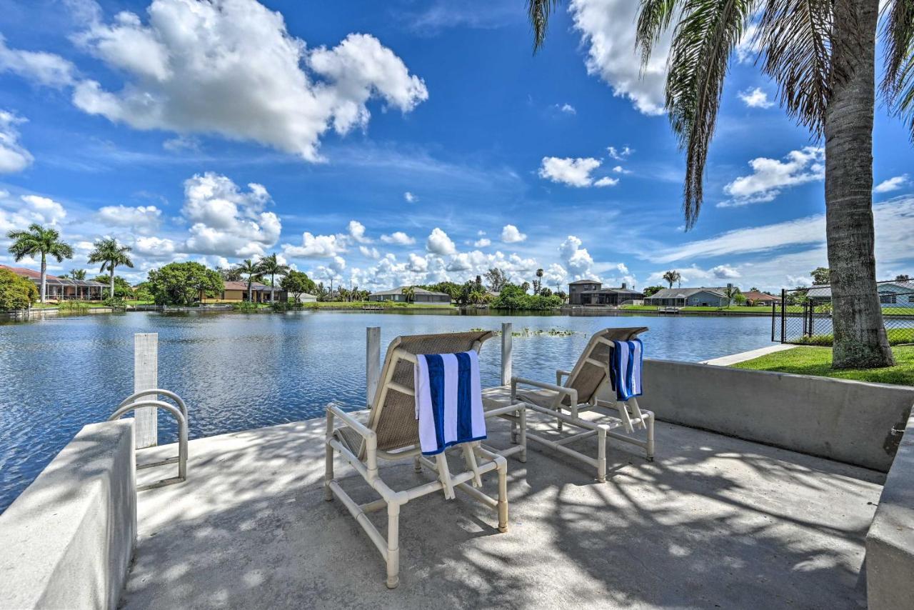 Pet-Friendly Escape With Dock And Kayaks In Cape Coral Villa Exteriör bild