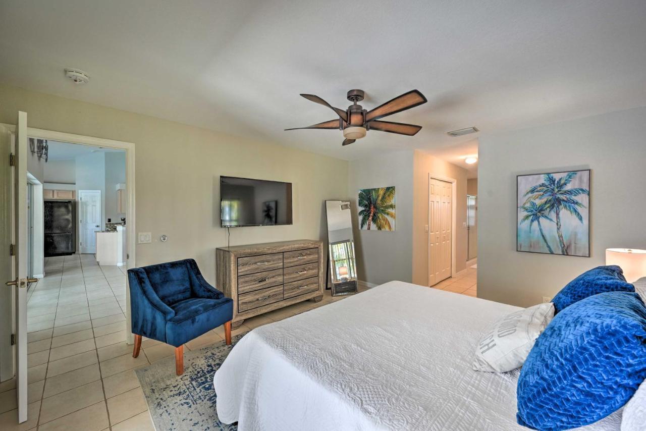 Pet-Friendly Escape With Dock And Kayaks In Cape Coral Villa Exteriör bild
