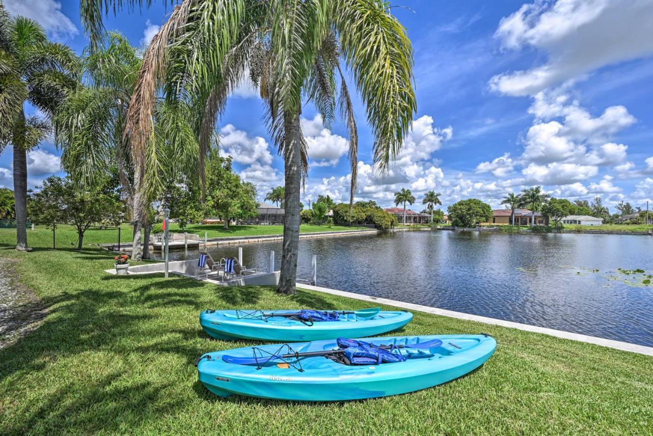 Pet-Friendly Escape With Dock And Kayaks In Cape Coral Villa Exteriör bild