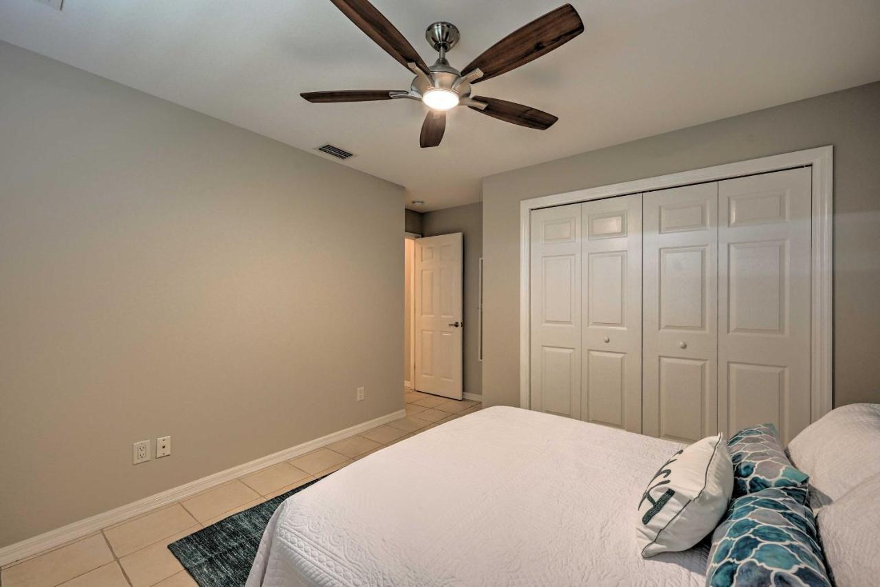 Pet-Friendly Escape With Dock And Kayaks In Cape Coral Villa Exteriör bild